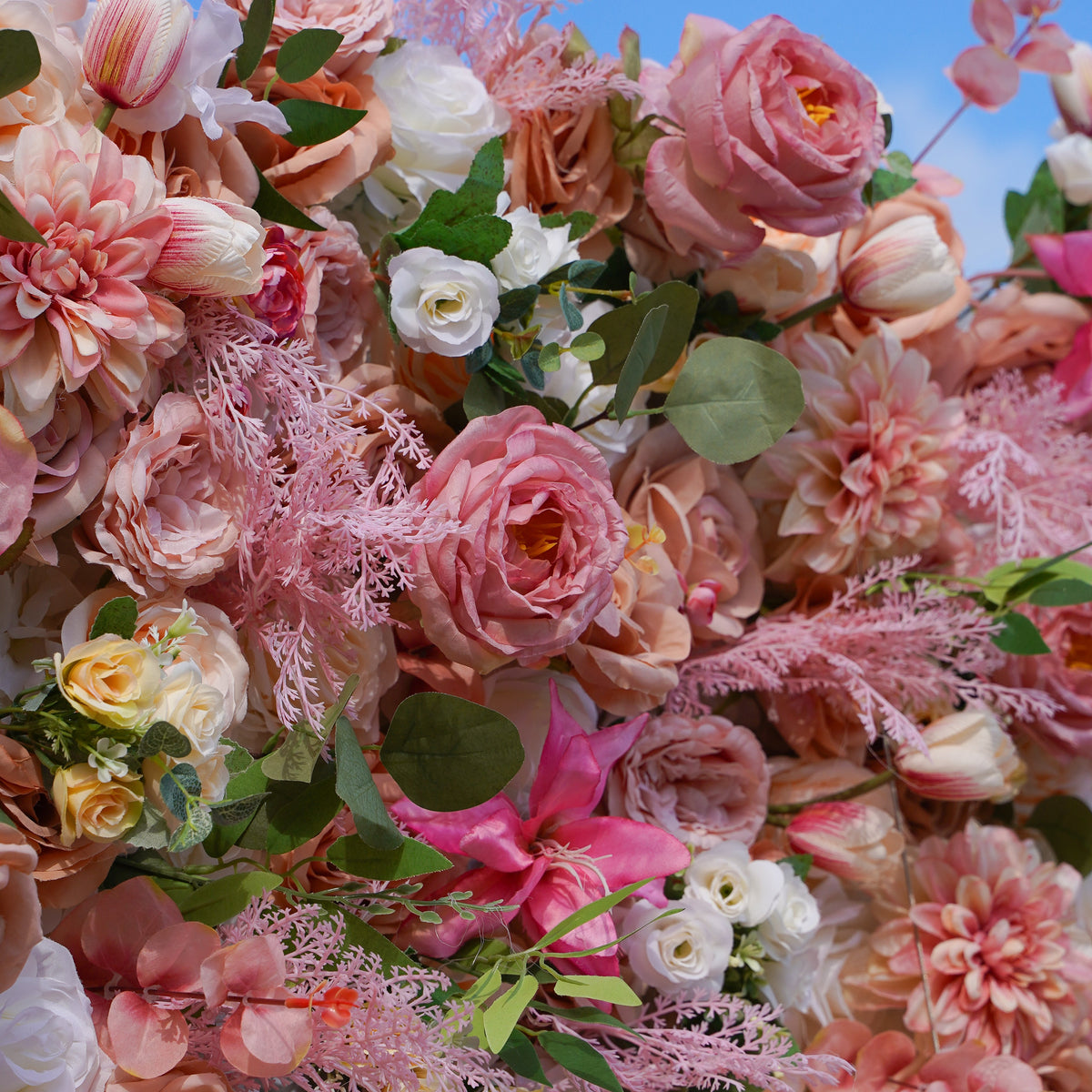 Doris：5D Fabric Artificial rolling up curtain flower wall