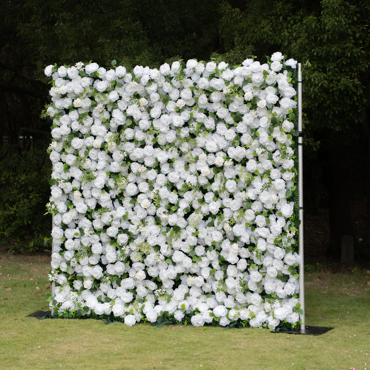 Eira：3D Fabric Artificial rolling up curtain flower wall