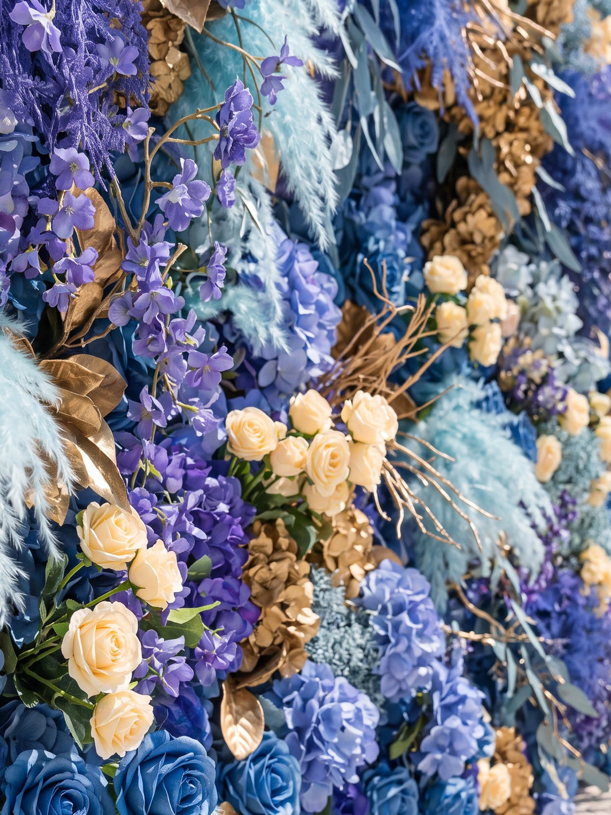 Davilsira: 5D Fabric Artificial rolling up curtain flower wall