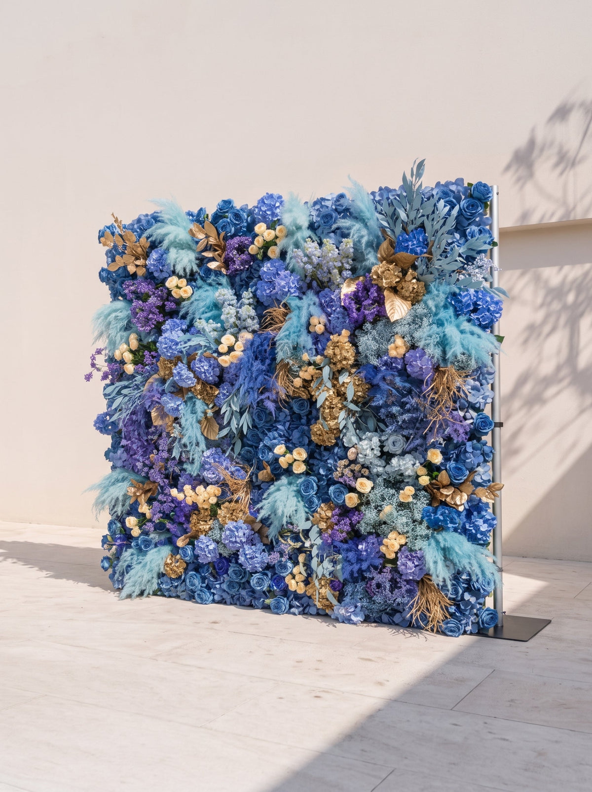 Davilsira: 5D Fabric Artificial rolling up curtain flower wall