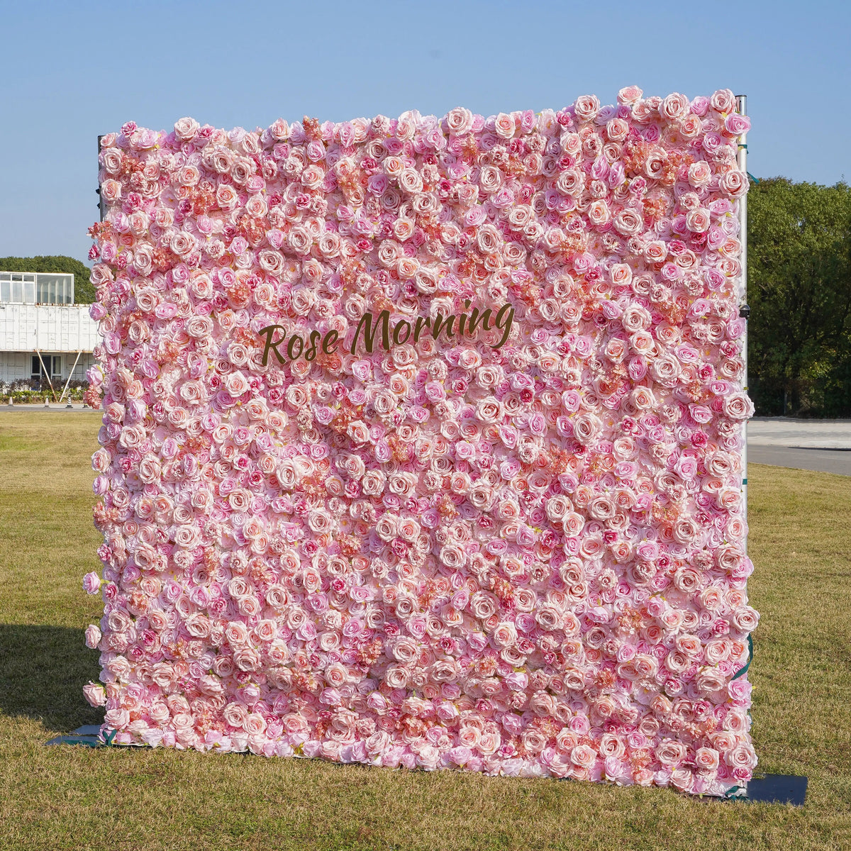 Nana：5D Fabric Artificial rolling up curtain flower wall