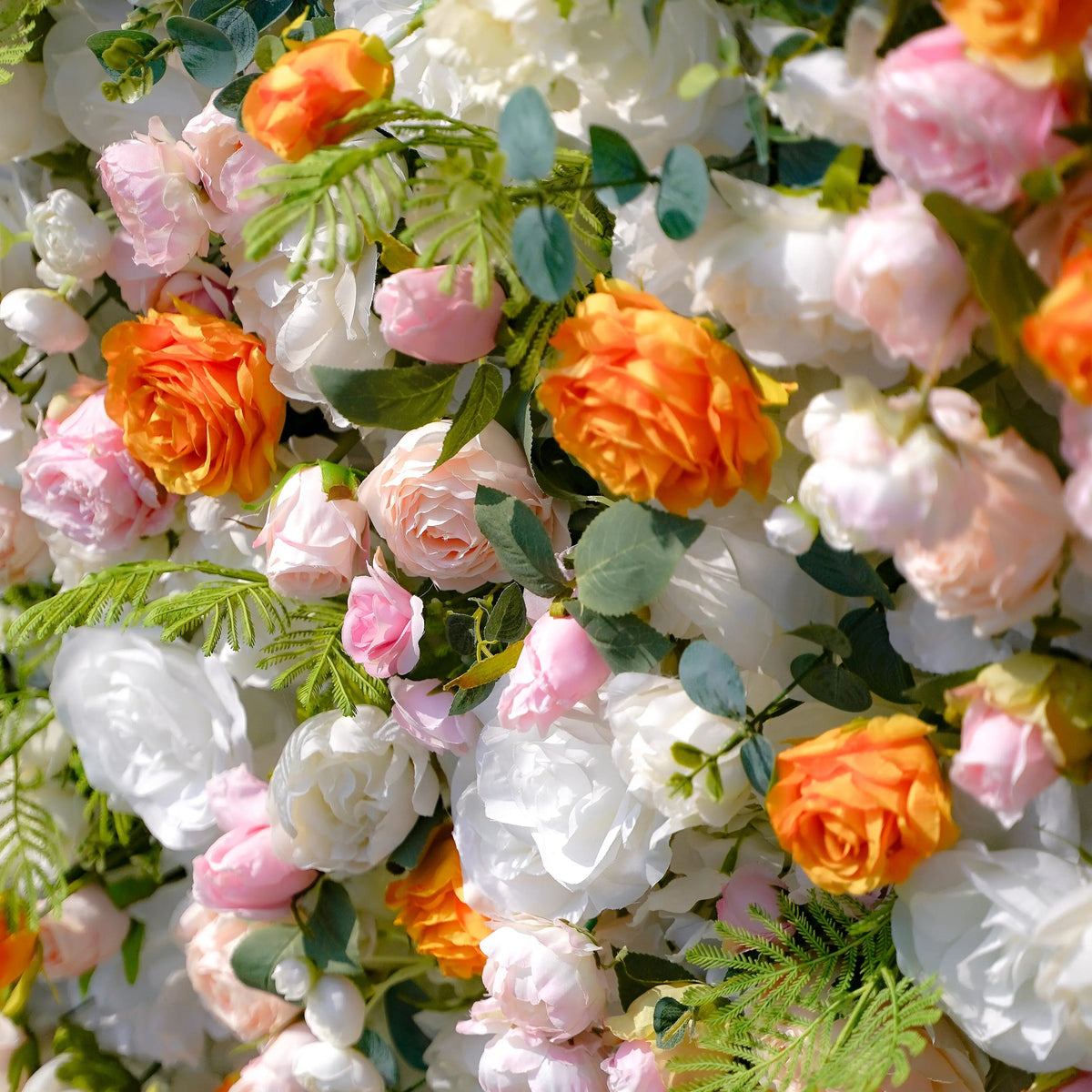 Pyrenie：5D Fabric Artificial rolling up curtain flower wall