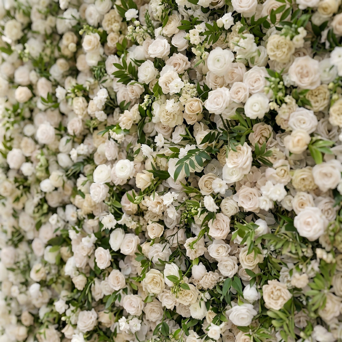 Sirenbelle:Luxury 5D Cream & Ivory Silk Floral Wall Roll-Up Backdrop for Timeless Elegant Weddings