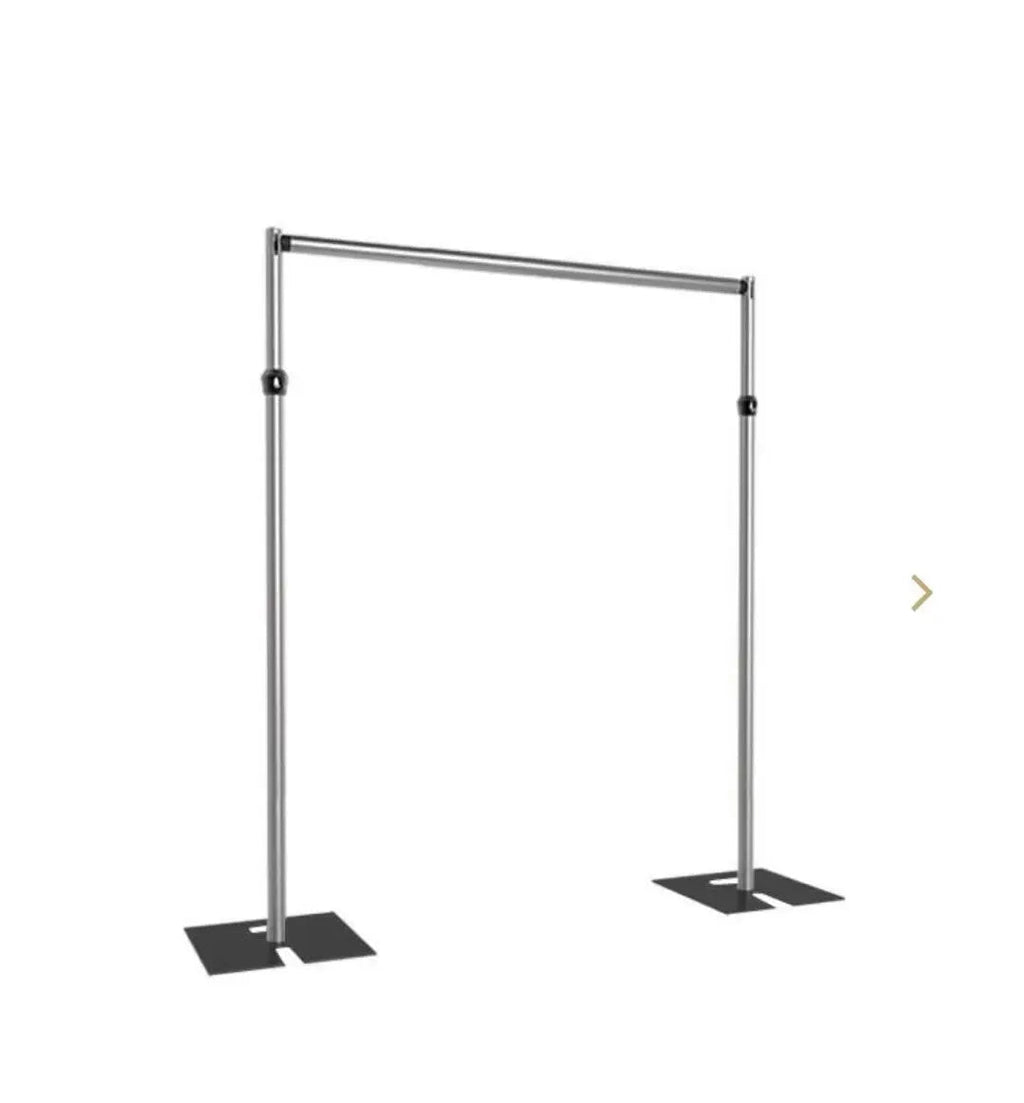 Adjustable flower wall stand