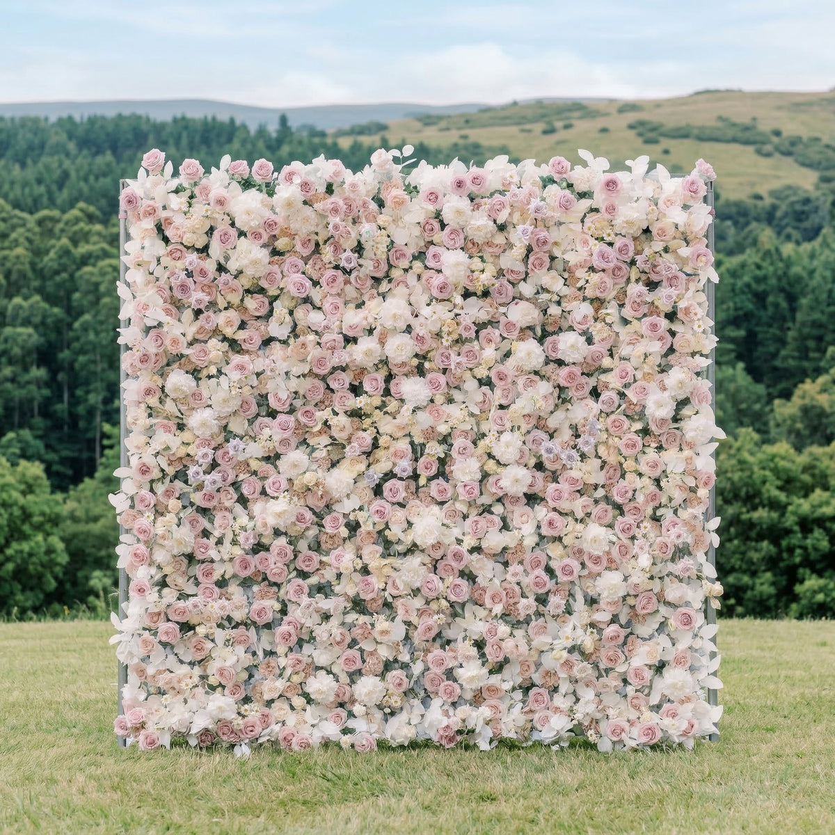 Vexira: 3D Dusty Pink Silk Rose Flower Wall Roll-Up Fabric Backdrop for Romantic Weddings & Proposals
