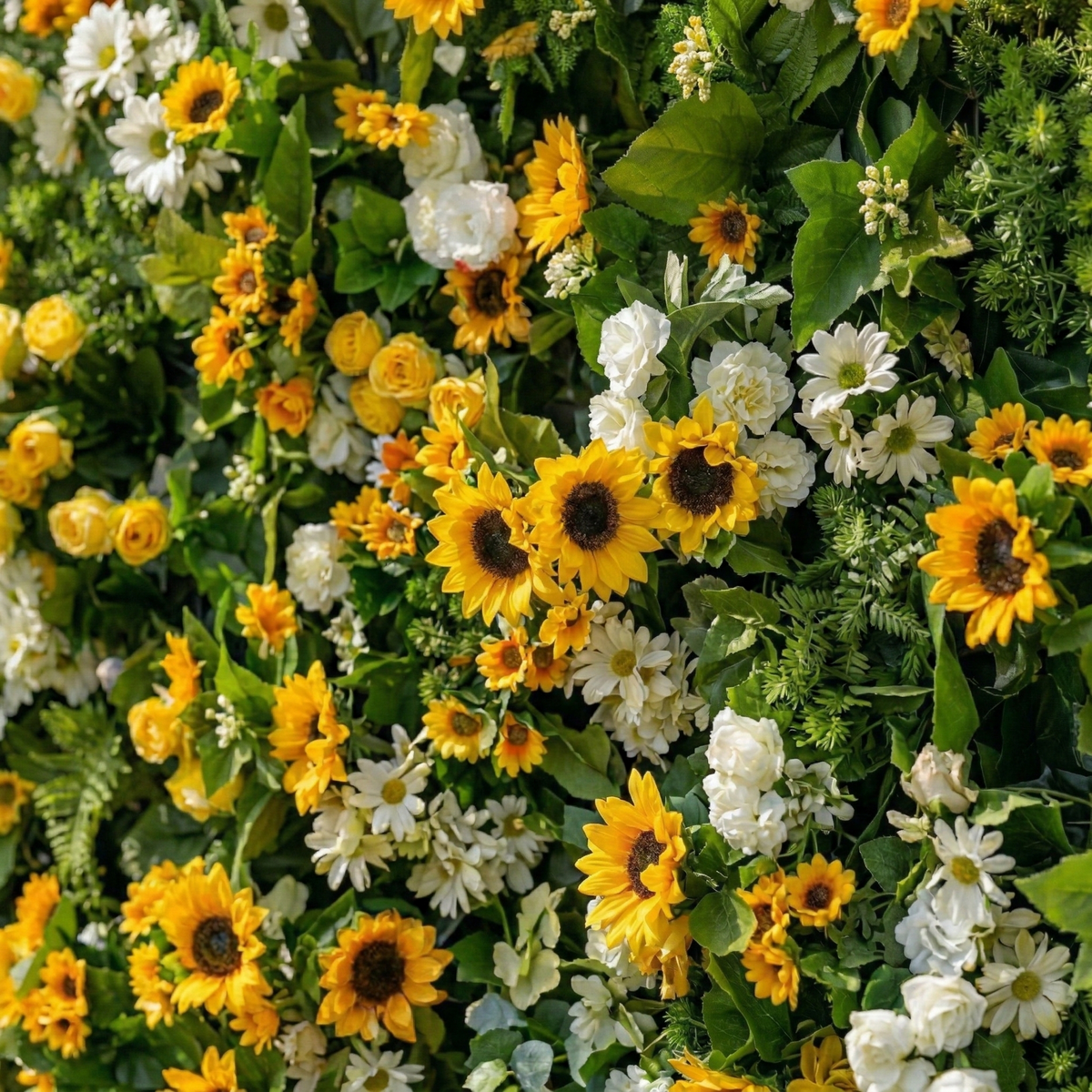 Violetta: Luxury 5D Sunflower & Cream Rose Silk Floral Wall Roll-Up Fabric Backdrop for Garden Weddings & Events