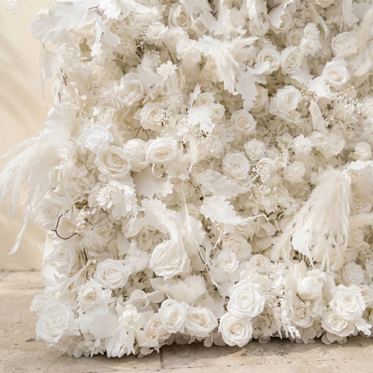 Zarenbelle: Classic White 5D Flower wall with Roses and Pampas for Wedding&Event Decor
