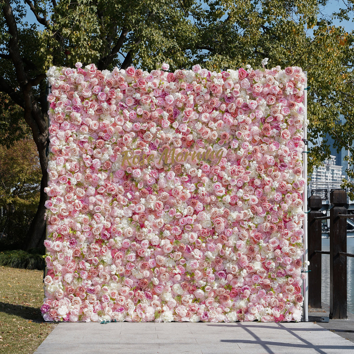 Aapo：5D Fabric Artificial rolling up curtain flower wall