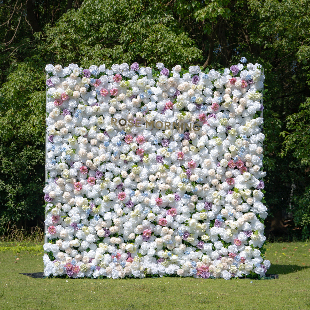 Alison：5D Fabric Artificial rolling up curtain flower wall