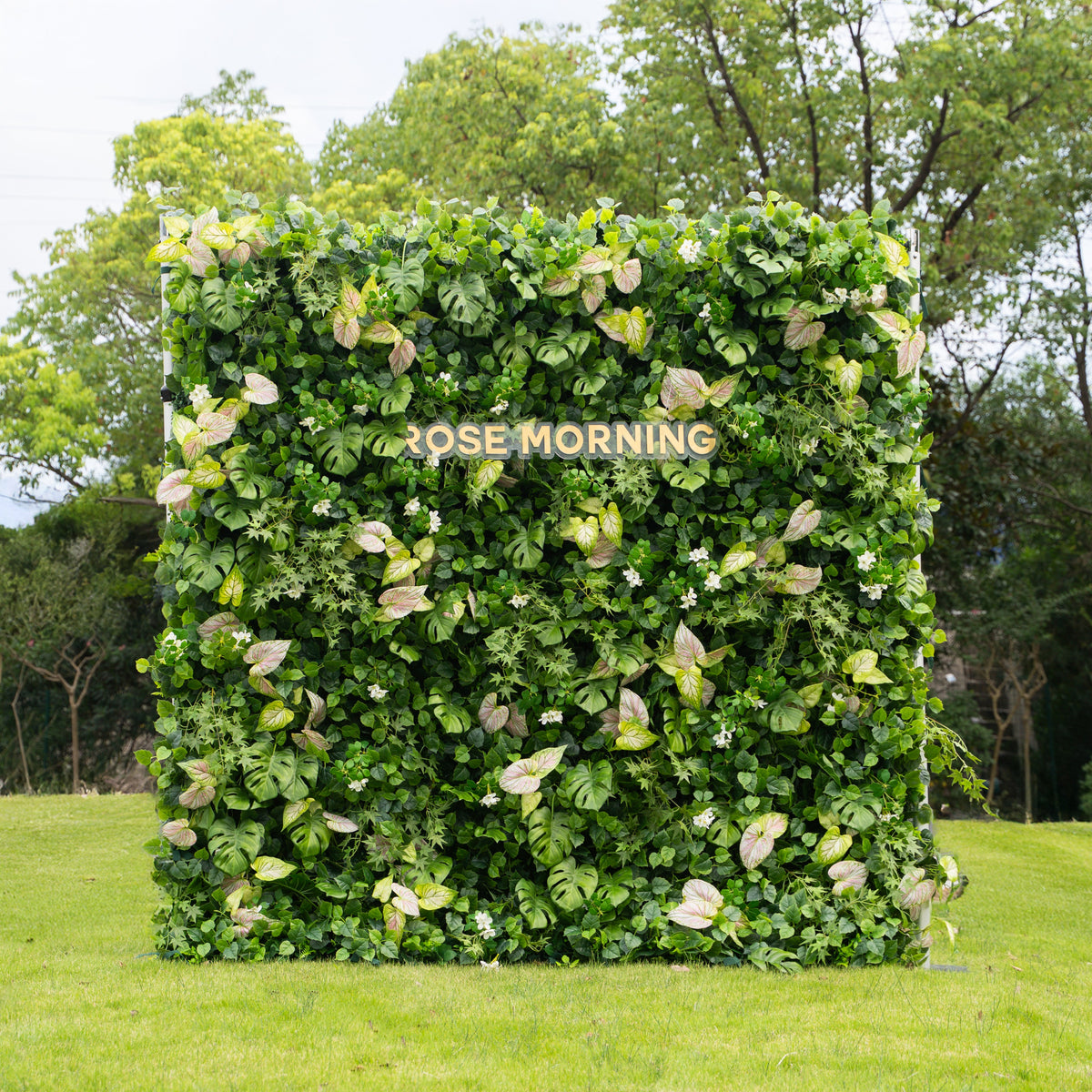 Aura：4D Fabric Artificial rolling up curtain flower wall