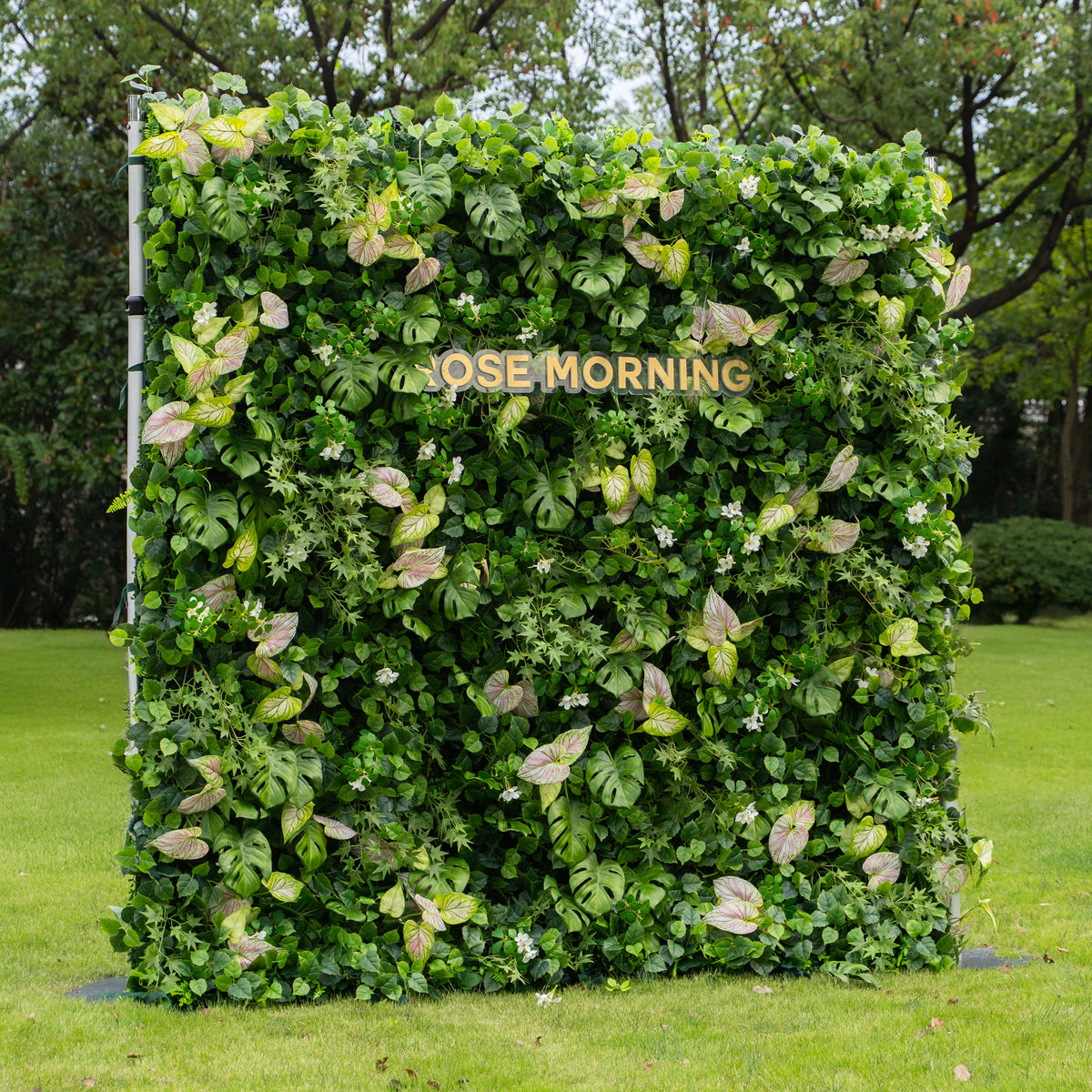 Aura：4D Fabric Artificial rolling up curtain flower wall