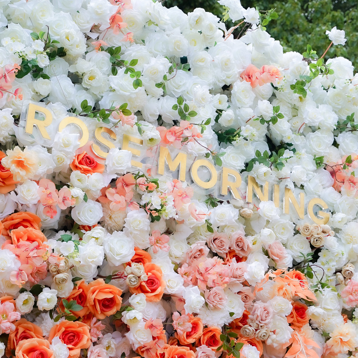 Clara：7D Fabric Artificial Rolling up Curtain Flower Wall