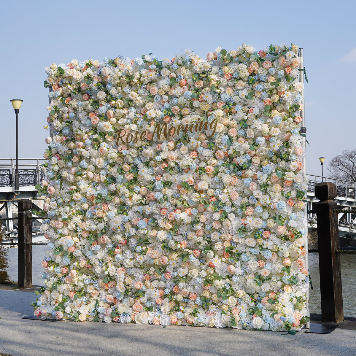 Jacy：5D Fabric Artificial rolling up curtain flower wall