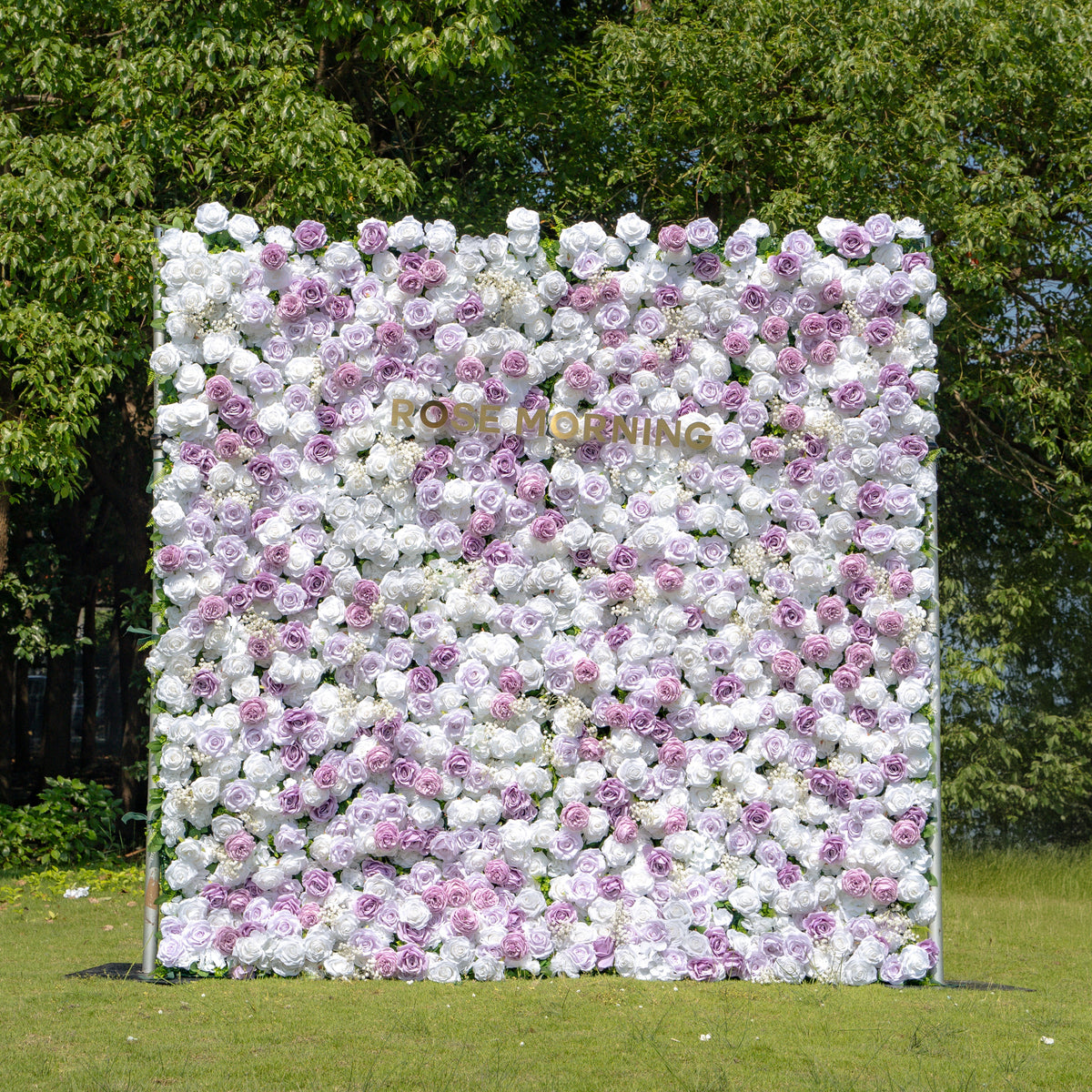 Millie：3D Fabric Artificial rolling up curtain flower wall