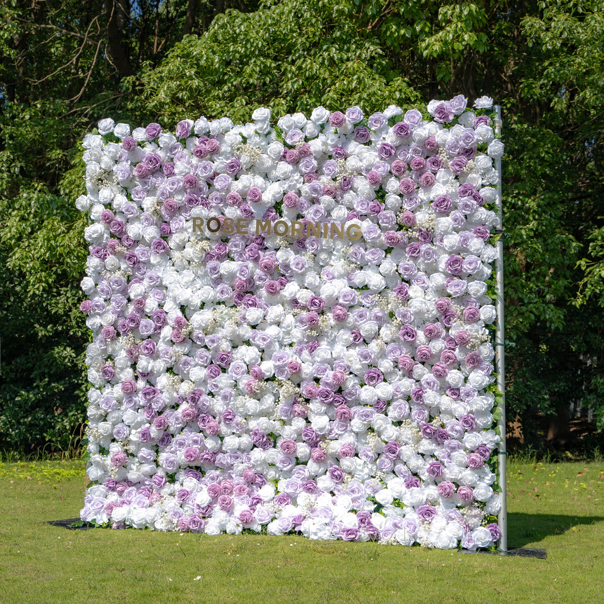 Millie：3D Fabric Artificial rolling up curtain flower wall