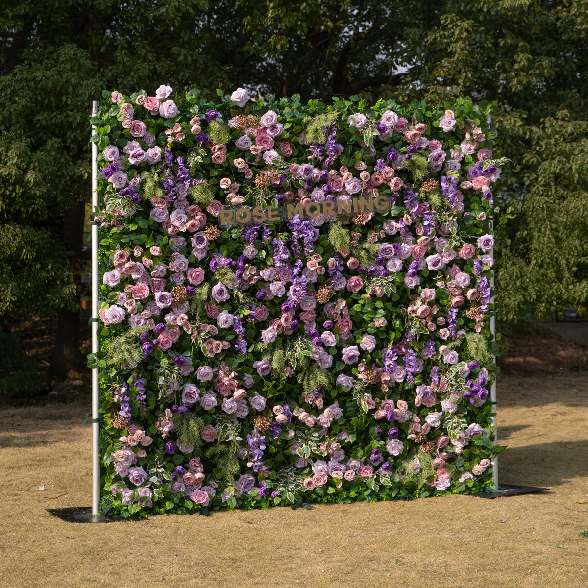Morado：3D Fabric Artificial rolling up curtain flower wall