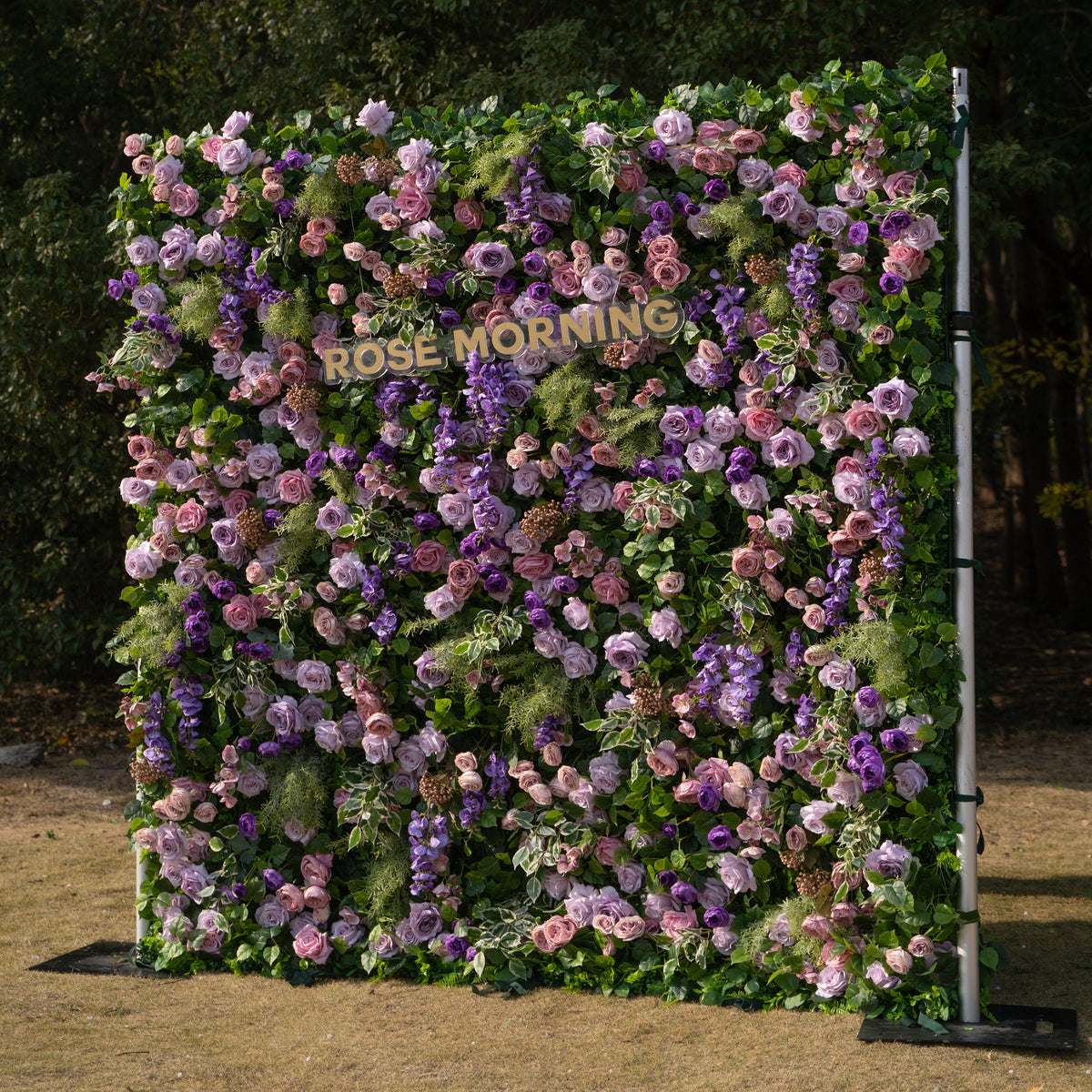 Morado：3D Fabric Artificial rolling up curtain flower wall