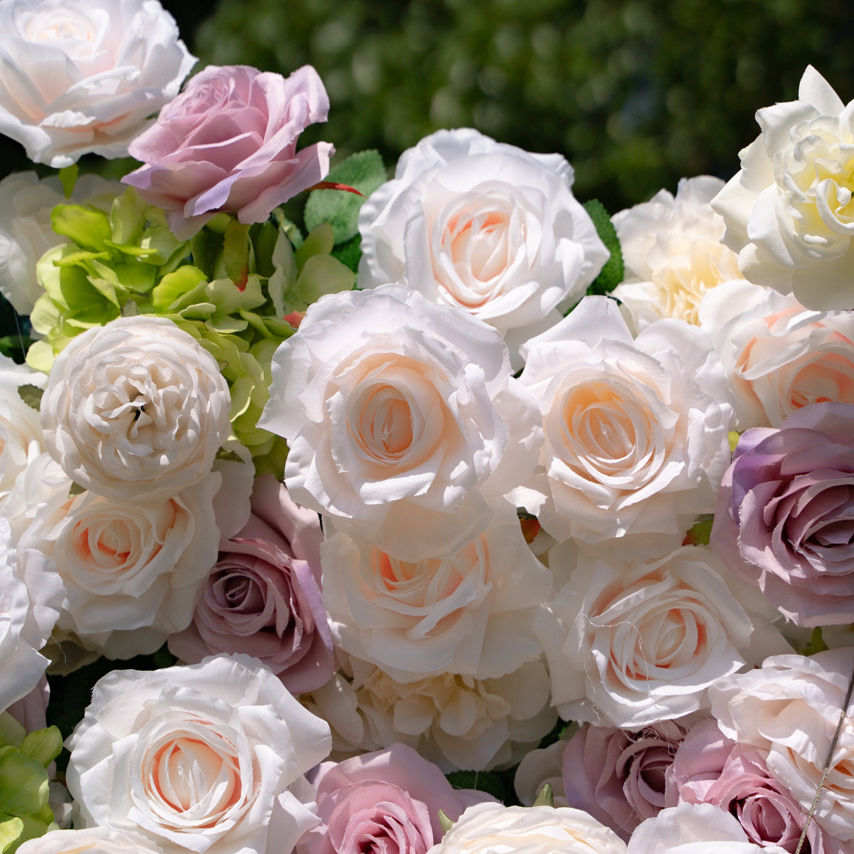 Nataly：5D Fabric Artificial rolling up curtain flower wall