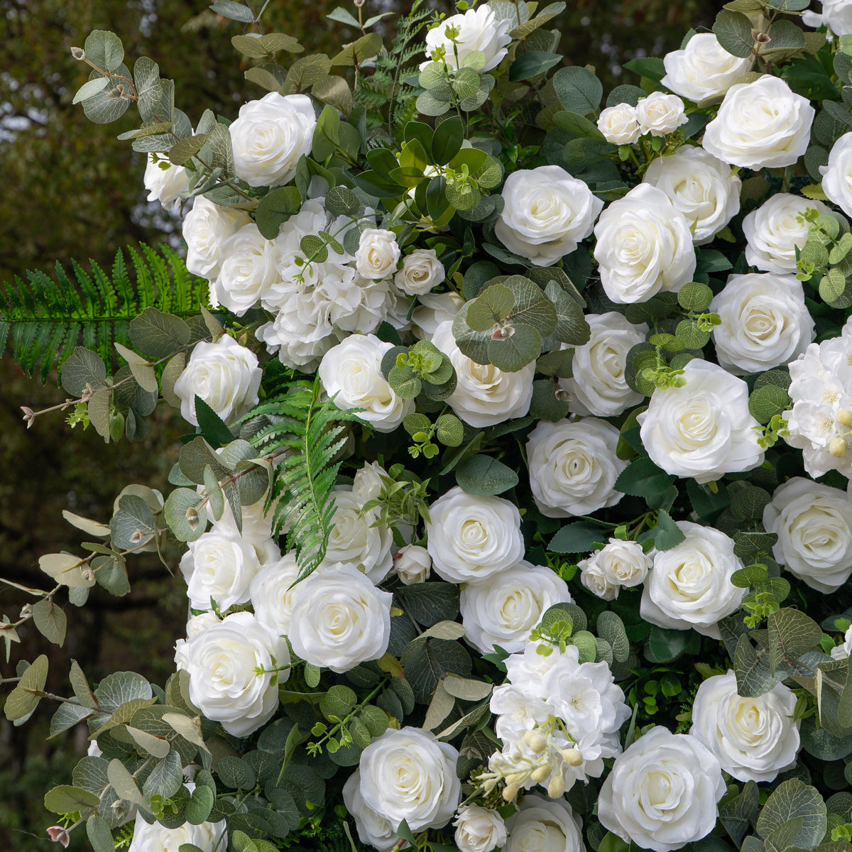 Orin: 5D Elegant White Silk Rose & Greenery Wall Roll-Up Fabric Backdrop for Grand Garden Weddings & Receptions