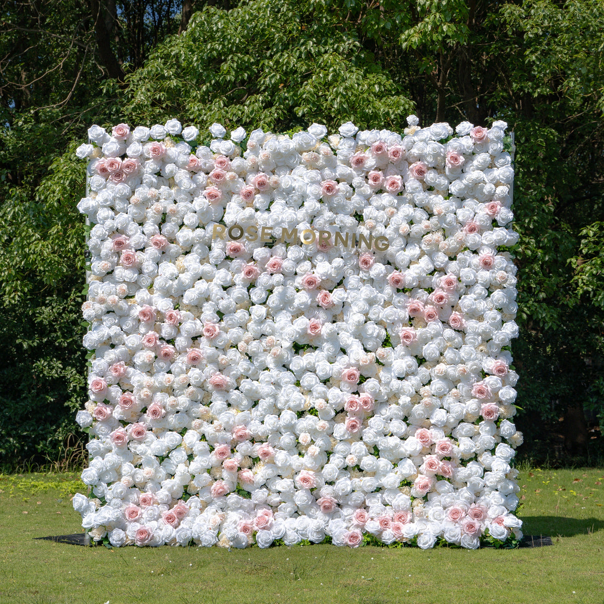 Paisley：5D Fabric Artificial rolling up curtain flower wall
