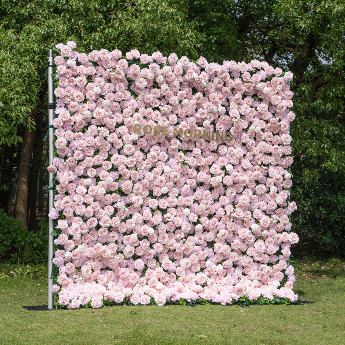 Querido：3D Fabric Artificial rolling up curtain flower wall