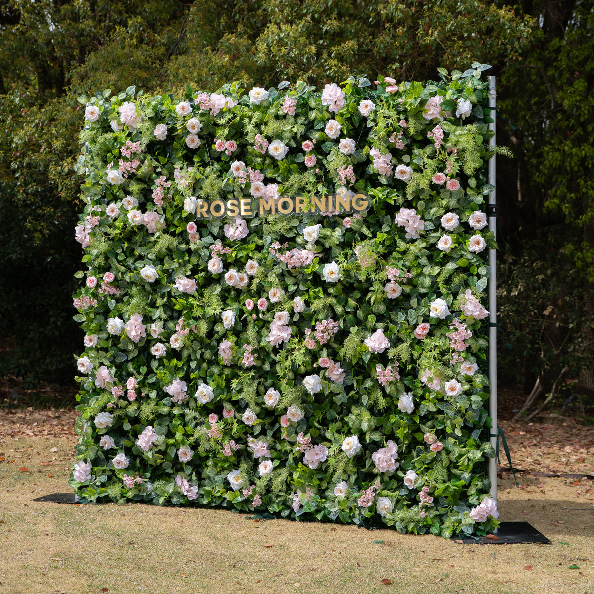 Simona：5D Fabric Artificial rolling up curtain flower wall