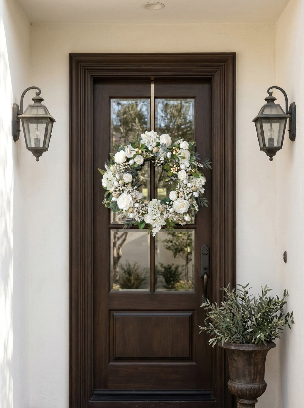 2026 New Style 21.65" Hanging Wreath with Artifial White Roses Babybreath and quail eggs For Door Hanging