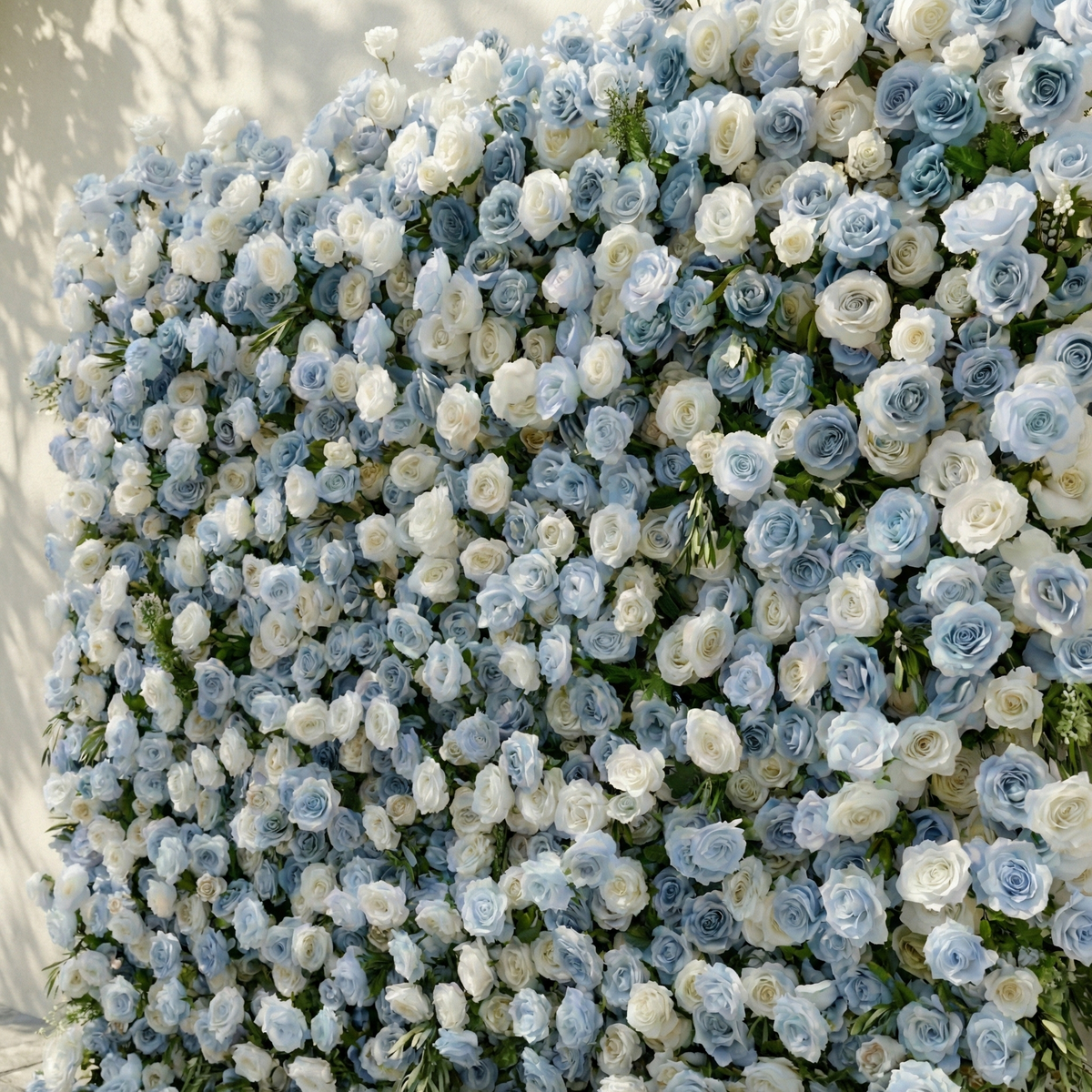 Stellan: 5D Elegant Serene Blue & Ivory Silk Floral Wall Roll-Up Fabric Backdrop for Seaside Weddings & Parties