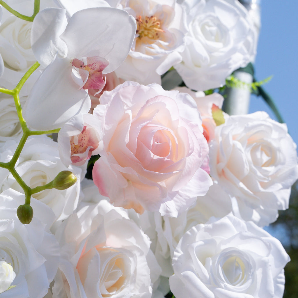 Tiara：5D Fabric Artificial rolling up curtain flower wall