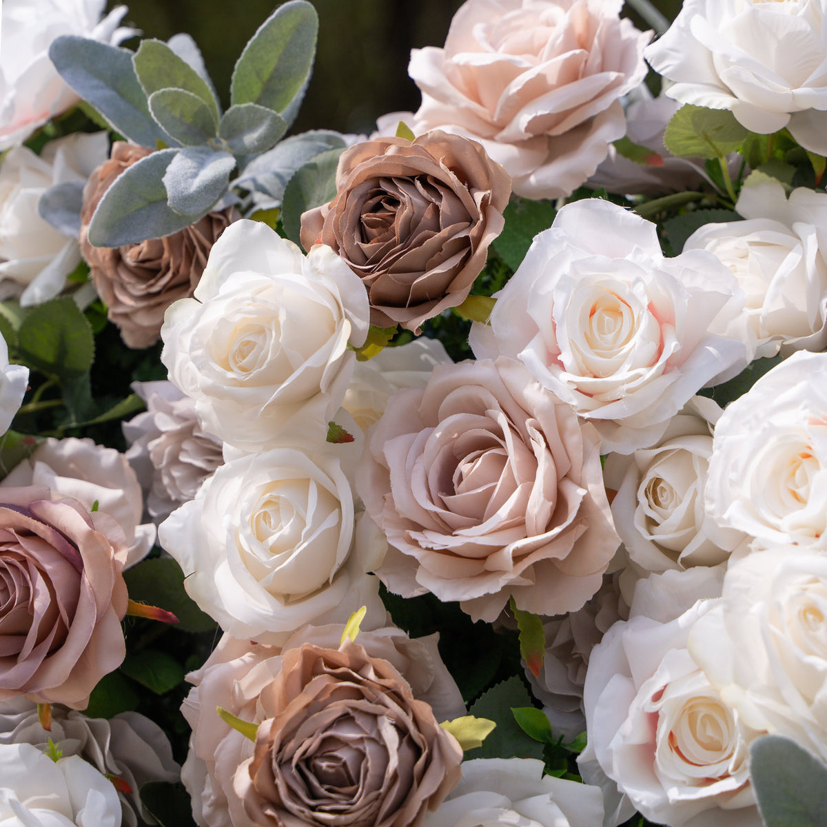 Ziven: 5D Elegant Latte & Ivory Silk Rose Flower Wall Roll-Up Fabric Backdrop for Luxury Wedding & Modern Interior Decor