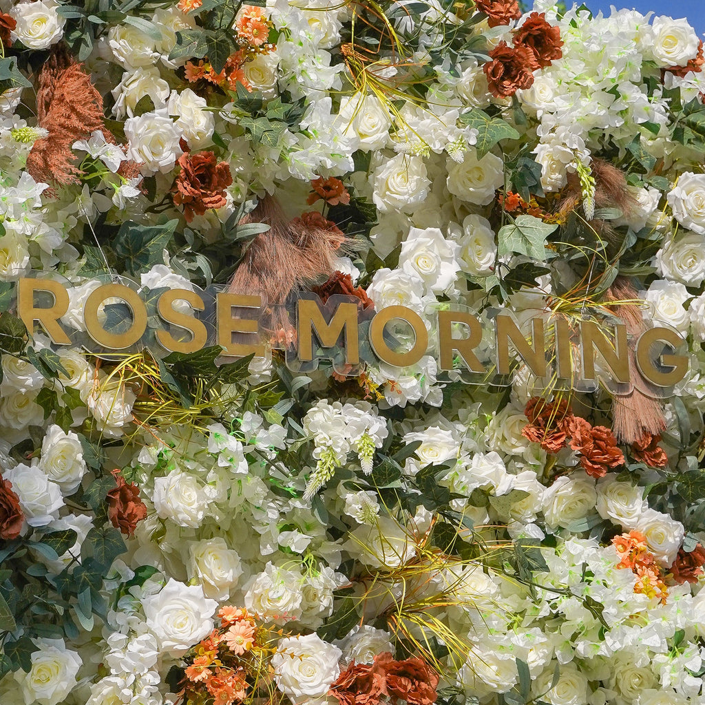 Zoey：5D Fabric Artificial rolling up curtain flower wall
